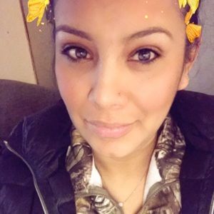 Meet your Posher, Celia